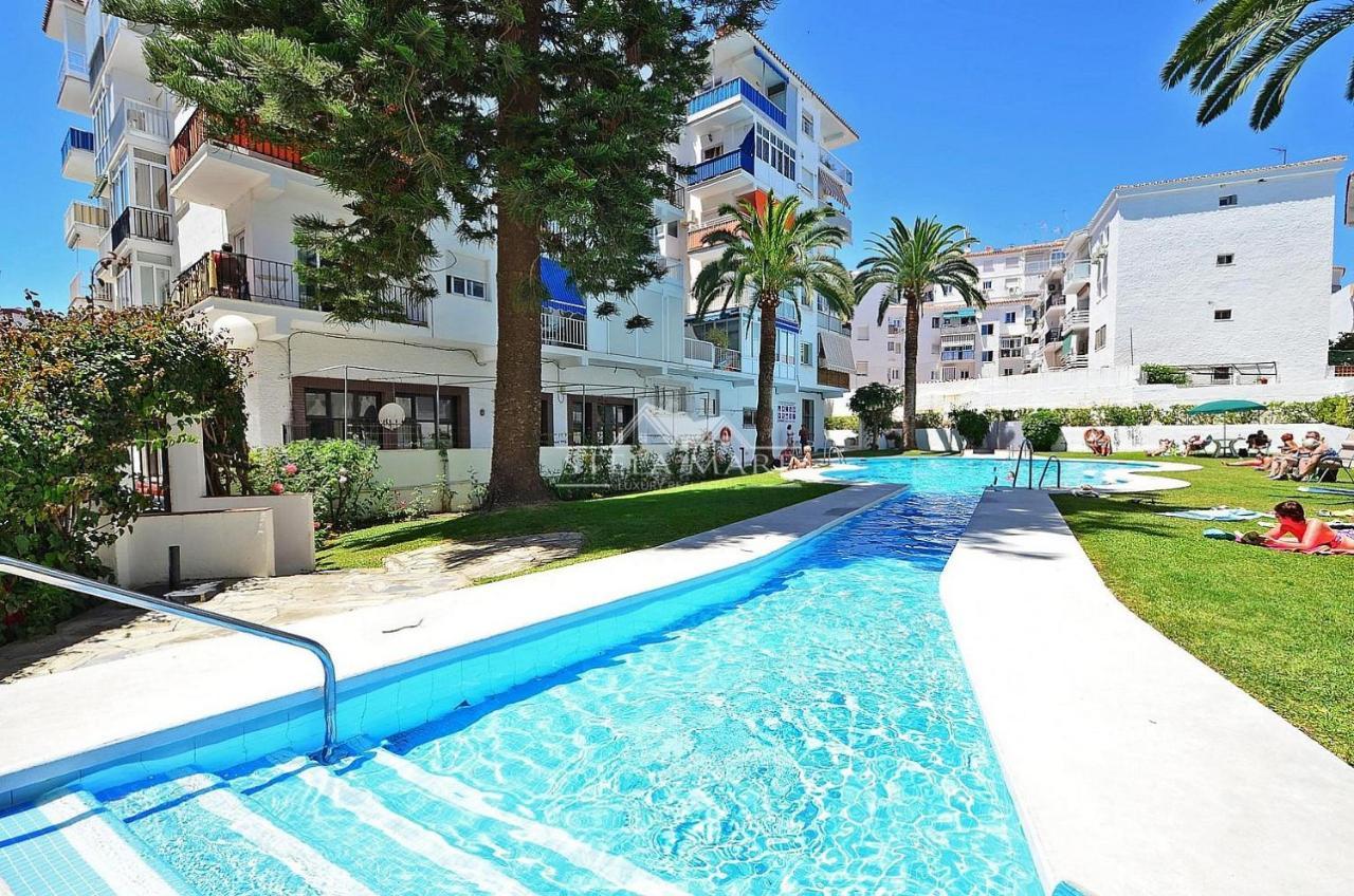 Bright Central Apartment Nerja Bagian luar foto