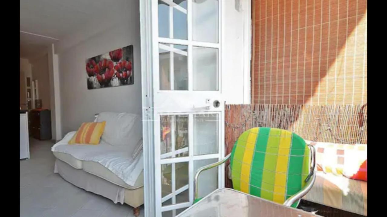 Bright Central Apartment Nerja Bagian luar foto
